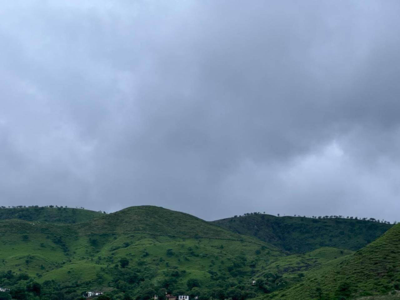 Jag Aravali Resort Udaipur By Naina Staycation - Best For Corporate Events - Family Parties - Mice エクステリア 写真