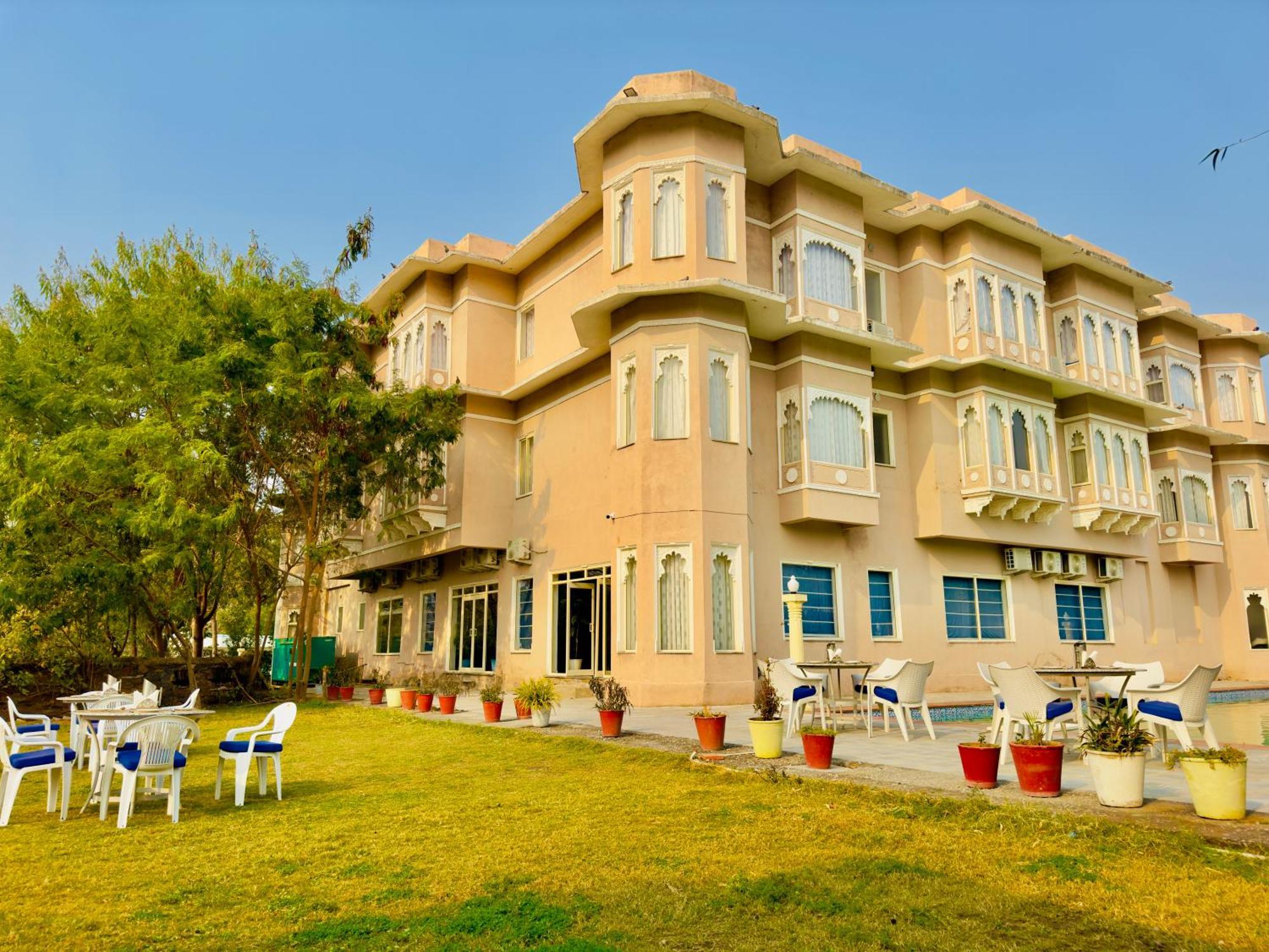 Jag Aravali Resort Udaipur By Naina Staycation - Best For Corporate Events - Family Parties - Mice エクステリア 写真